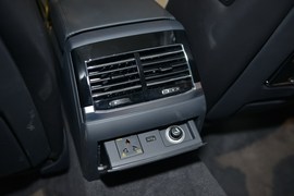 大众Phideon日内瓦车展实拍