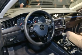 大众Phideon日内瓦车展实拍