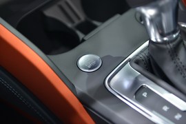 奥迪Q2日内瓦车展实拍