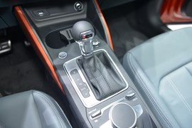 奥迪Q2日内瓦车展实拍