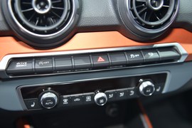 奥迪Q2日内瓦车展实拍