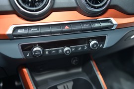 奥迪Q2日内瓦车展实拍