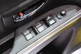 铃木SX4