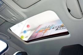 2016款雪佛兰科鲁兹1.5L自动时尚天窗版