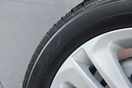 2016款雪佛兰科鲁兹1.5L自动时尚天窗版