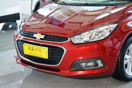 2016款雪佛兰科鲁兹1.5L自动时尚天窗版