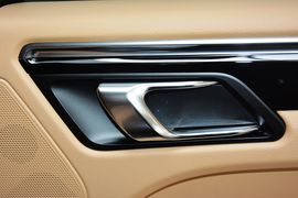 2016款保时捷Macan