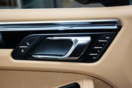 2016款保时捷Macan