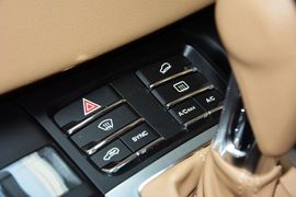 2016款保时捷Macan