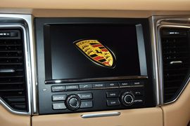 2016款保时捷Macan