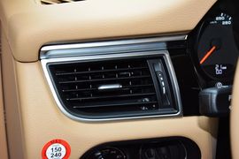 2016款保时捷Macan