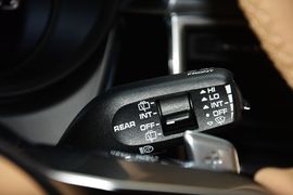 2016款保时捷Macan