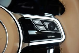 2016款保时捷Macan