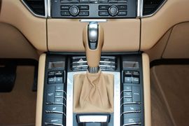 2016款保时捷Macan