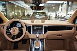 2016款保时捷Macan