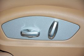 2016款保时捷Macan