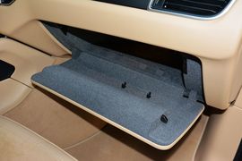 2016款保时捷Macan