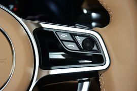 2016款保时捷Macan