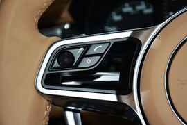 2016款保时捷Macan