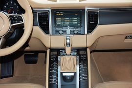 2016款保时捷Macan