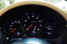 2016款保时捷Macan