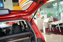 2013款日产骊威劲锐版1.6XL