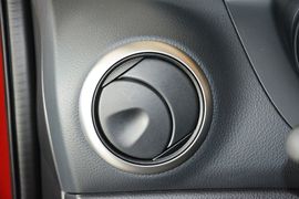2013款日产骊威劲锐版1.6XL