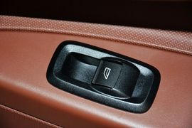 2014款福特嘉年华两厢1.0