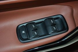 2014款福特嘉年华两厢1.0