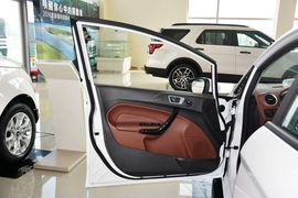 2014款福特嘉年华两厢1.0