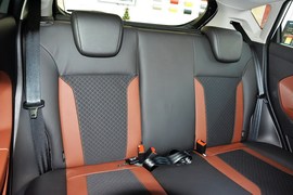 2014款福特嘉年华两厢1.0