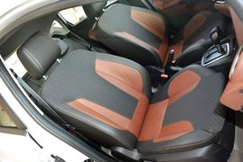 2014款福特嘉年华两厢1.0