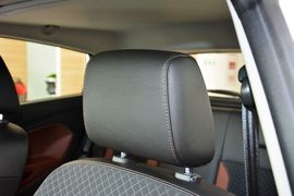 2014款福特嘉年华两厢1.0