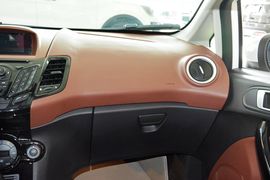 2014款福特嘉年华两厢1.0