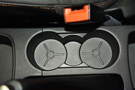 2014款福特嘉年华两厢1.0