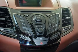 2014款福特嘉年华两厢1.0