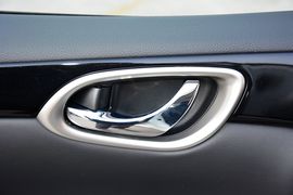2016款日产轩逸1.6XV