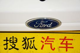 2014款福特嘉年华两厢1.0