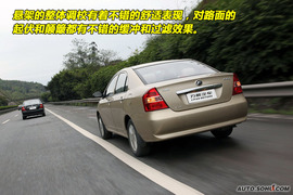 2010款力帆620CVT精钻版重庆试驾