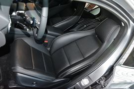 2016款奔驰GLA200动感型