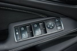 2016款奔驰GLA200动感型