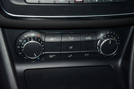 2016款奔驰GLA200动感型