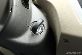 2010款力帆620CVT精钻版重庆试驾