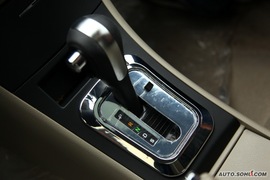 2010款力帆620CVT精钻版重庆试驾