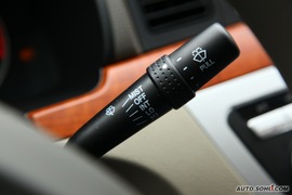 2010款力帆620CVT精钻版重庆试驾