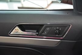 2015款大众朗逸230TSI