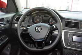 2015款大众朗逸230TSI