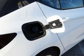 2016款别克威朗轿跑