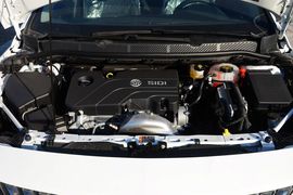 2016款别克威朗轿跑