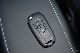 2016款别克威朗轿跑